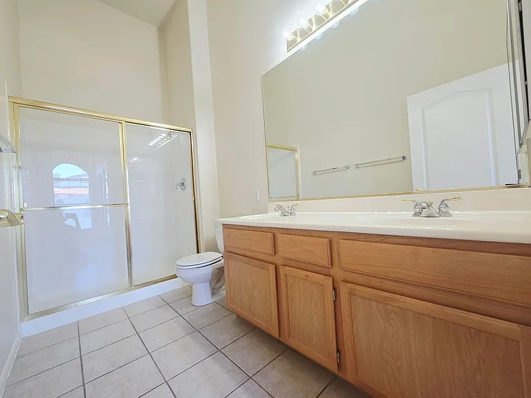 700 Carnegie St #222 — Photo 10