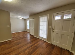 2116 Vernon Ct, Louisville, KY 40206
