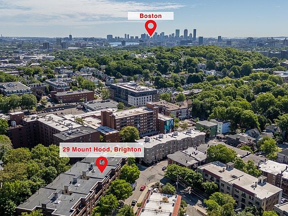 3rd image of 29 Mount Hood Rd APT 8