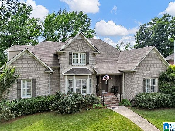 3rd image of 2608 Ivy Cir
