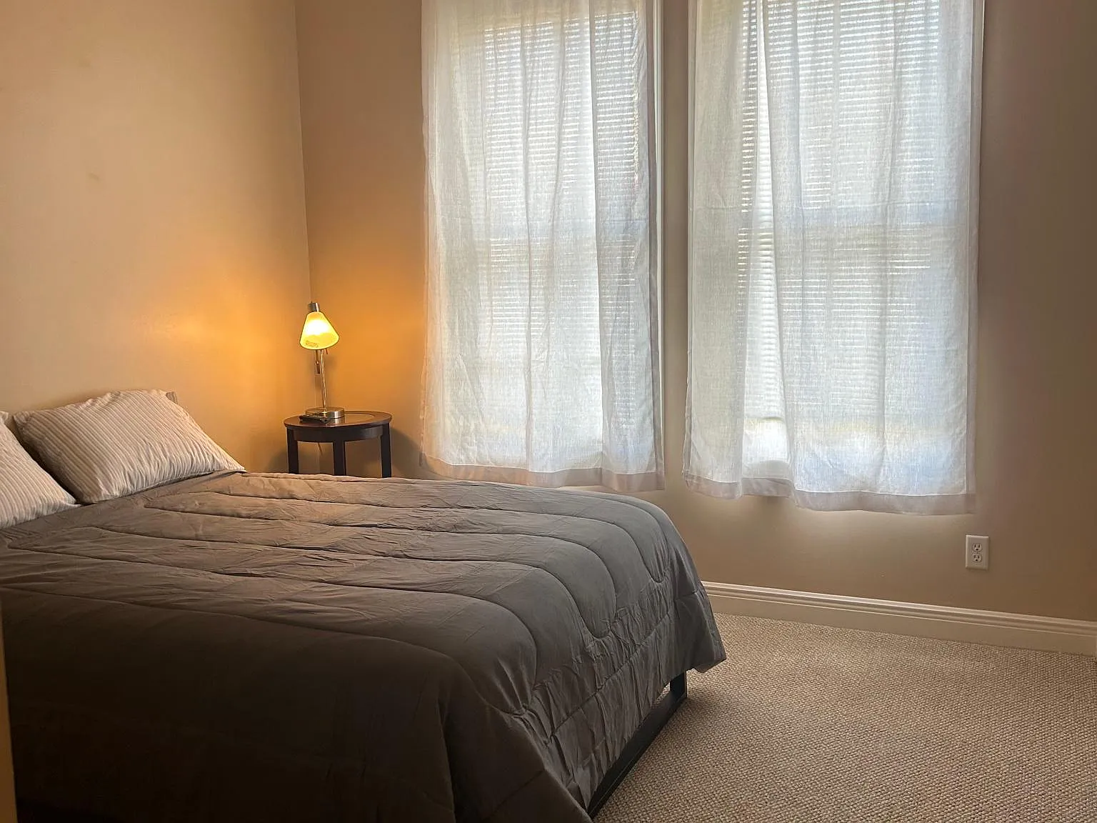 2231 Whitaker St — Photo 3