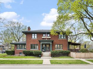 745 N Kenilworth Ave, Oak Park, IL 60302