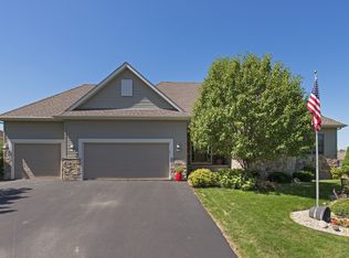 29667 Shoreview Cir, Lindstrom, MN 55045