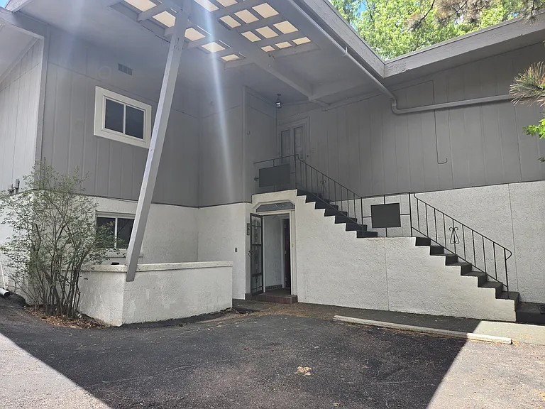 61 Newport Cir #A — Photo 18