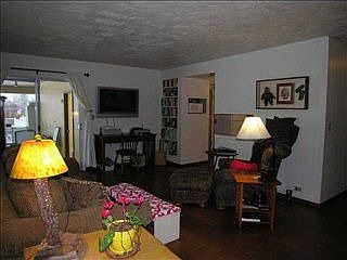 3rd image of 3940 Sun Rose Dr