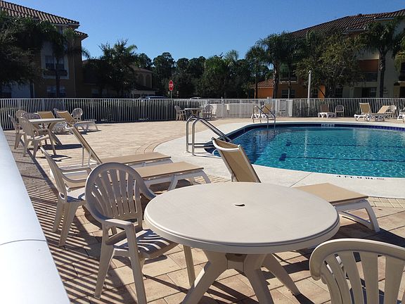 5th image of 3957 Pomodoro Cir Unit 104