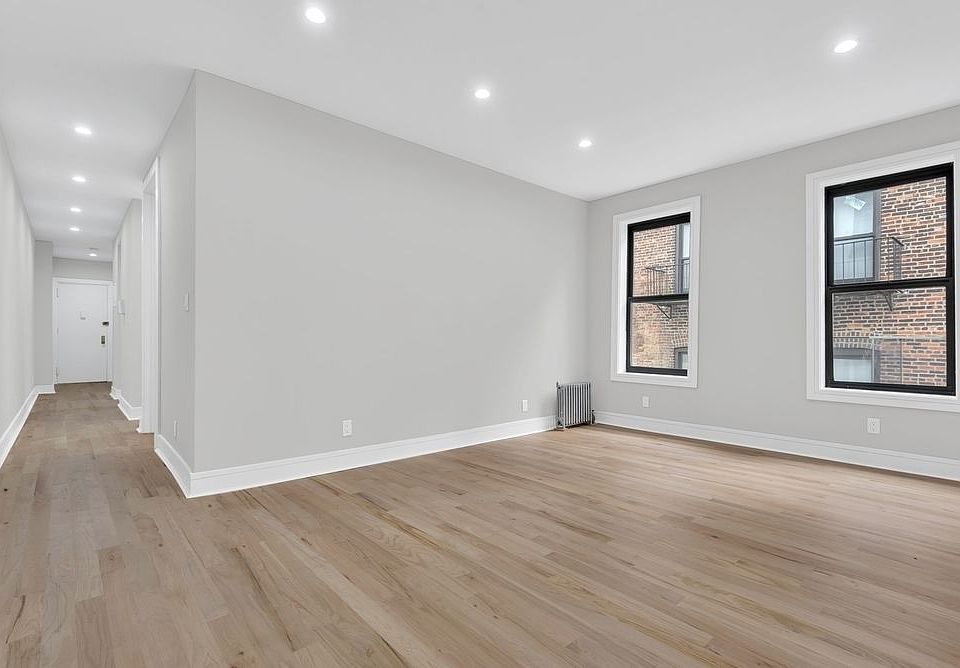 1st image of 61 Tiemann Pl #51