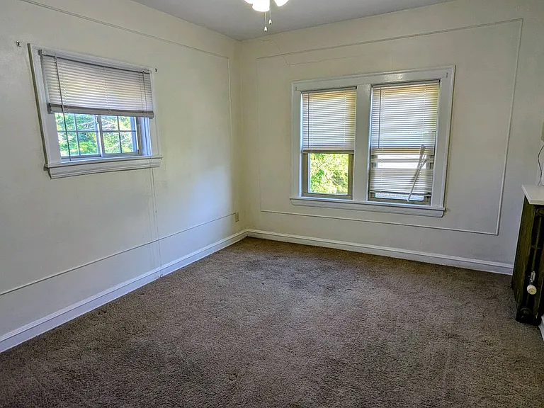 3214 Berkshire Rd — Photo 9