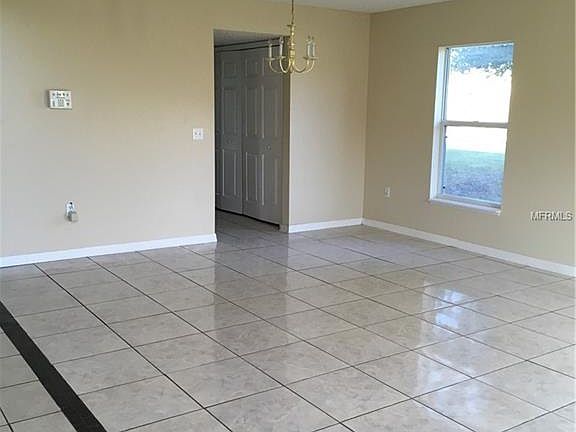 3rd image of 2854 Gramercy Dr