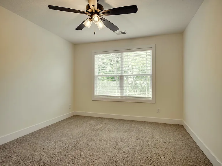 420 Stonemeadow Rd — Photo 36