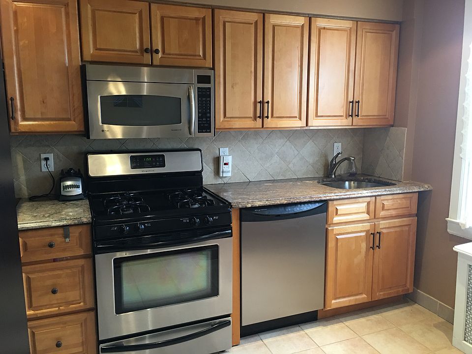 Newly Renovated Kitchen