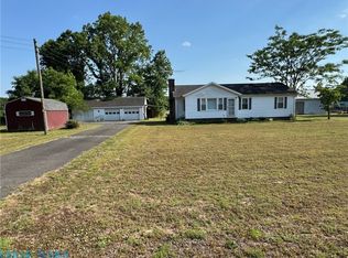 471 White Hall Rd, Lancaster, VA 22503