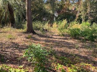 1170 Ribaut Rd, Beaufort, SC 29902