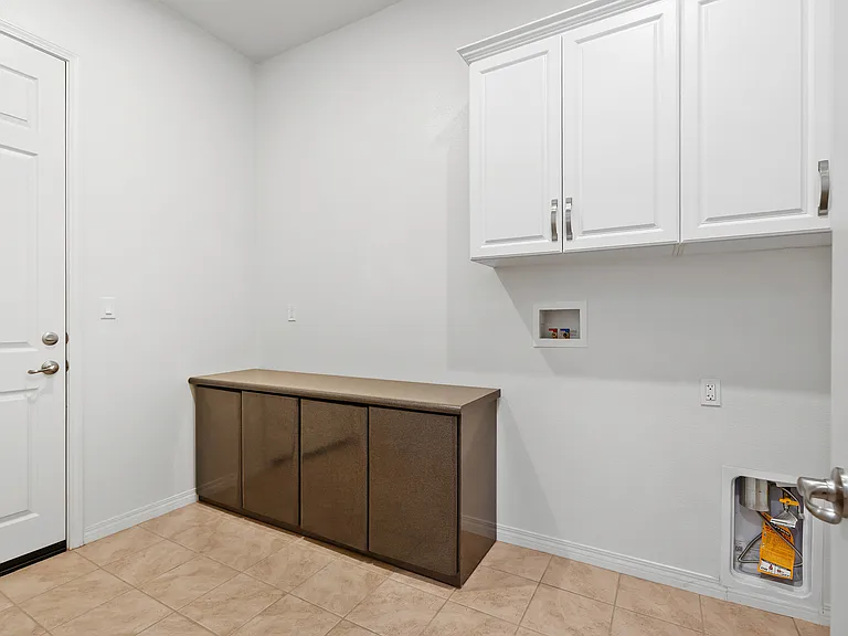 43720 Vacanza Ct — Photo 36