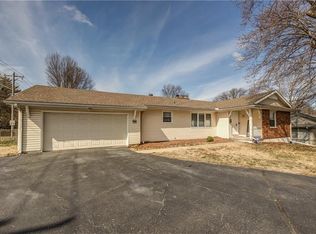 3018 S Hardy Ave, Independence, MO 64052