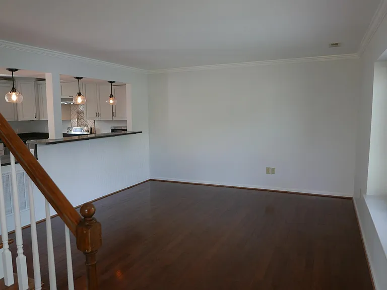 4725 Amber Ridge Ct — Photo 5