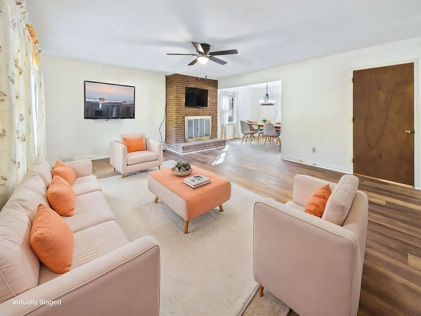 Updated 3 BR / 1 BA Brick Ranch in Rocky Point — Photo 4