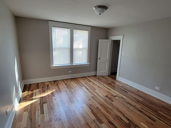 3rd image of 16504 S Park Ave