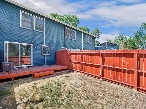 4th image of 406 Mulberry Dr #6C