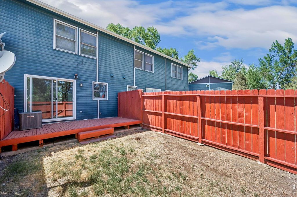 406 Mulberry Dr #6C