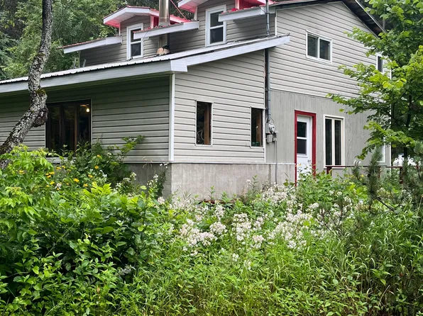 540 Rose Island Rd, Wollaston, ON K0L 1P0