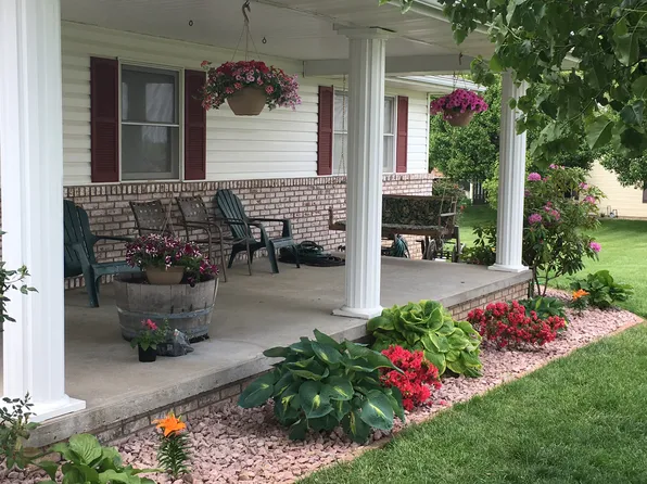 109 Mallard Ln, Anna, IL 62906