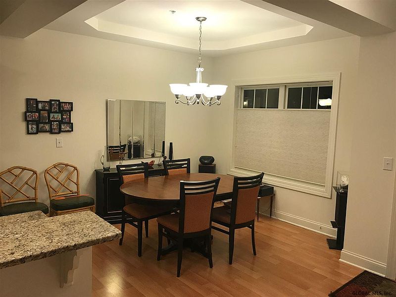 5th image of 301 VLY POINTE Drive