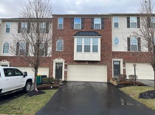 322 Maple Ridge Dr, Canonsburg, PA 15317