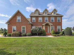 116 N Point Cir N, Shelbyville, TN 37160