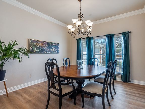 4th image of 6604 Villa Rd