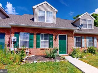23 Oxford Ct, New Oxford, PA 17350