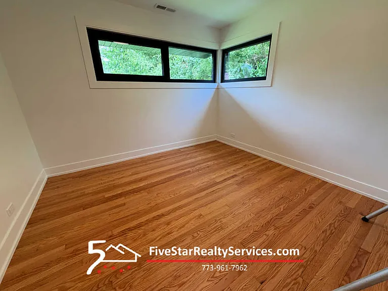 808 W Milburn Ave — Photo 9