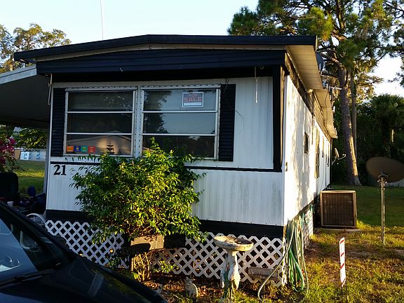 2nd image of 2135 Mayfair Way Lot 21