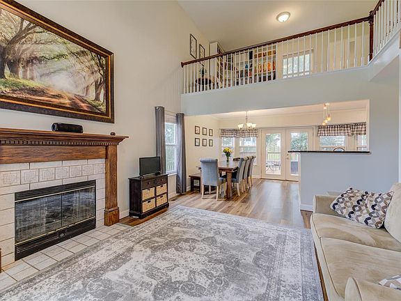 4th image of 462 Xavier Ct