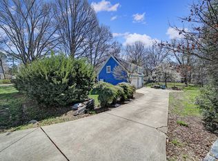 345 Jefferson St, Matthews, NC 28105