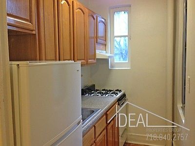 1st image of 20 Columbia Pl APT 44