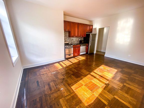 2nd image of 4138 67th St APT 4J