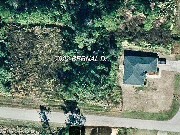 3rd image of 7922 Bernal Dr