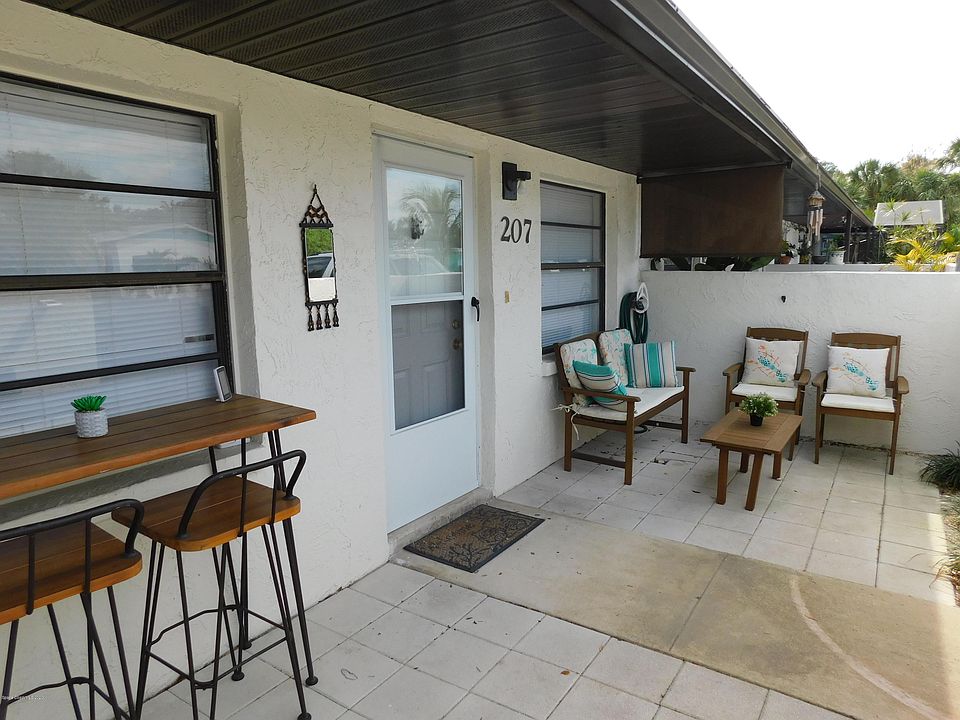 1st image of 207 Tyler Ave #207