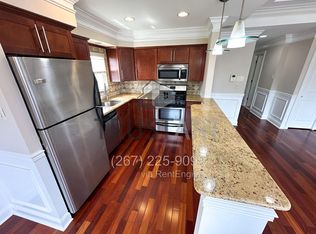 3950 Constance Rd Floor 2, Philadelphia, PA 19114