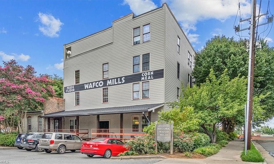 1st image of 801 W McGee St Unit 16