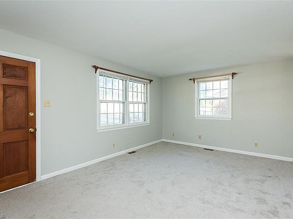 2nd image of 307 Guerrant St