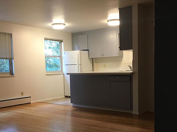 2nd image of 1521 NW 65th St #8