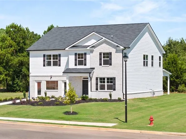 76 Weymouth Dr, Locust Grove, GA 30248