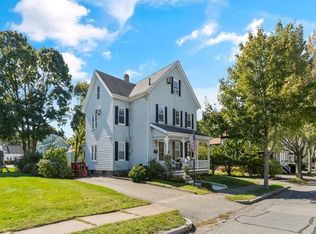 34 Park St, Wakefield, MA 01880