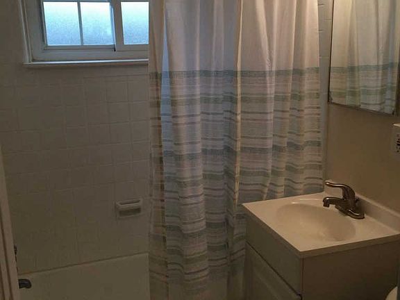 4th image of 1931 N Cameron St APT 7