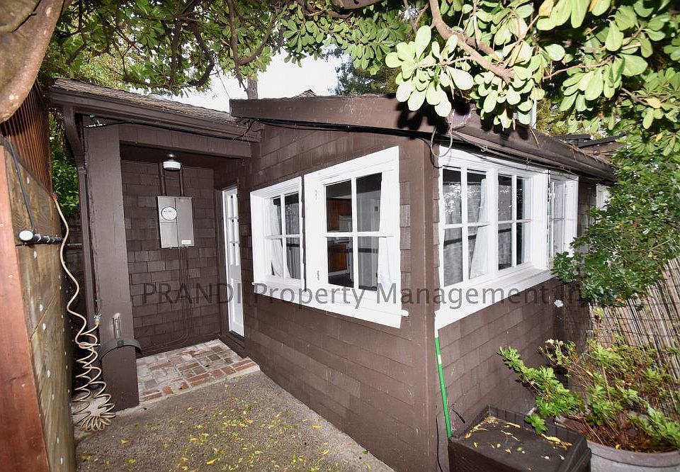 1st image of 45 Woodside Ln