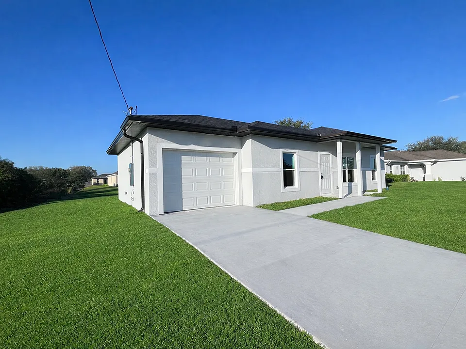 1212 Sunrise Blvd