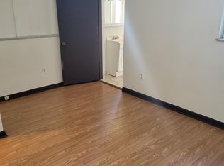 824 Farragut St APT 1, Pittsburgh, PA