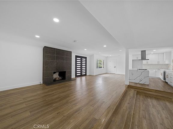 3rd image of 13081 Prospect Ave